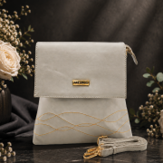 Lara – Gray