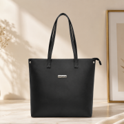 Tommy – Black